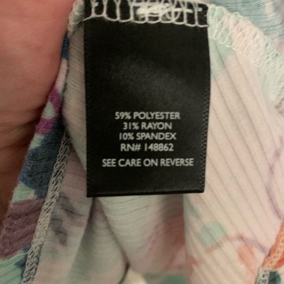 Torrid 2  Ribbed Soft Top - Picture 5 of 5